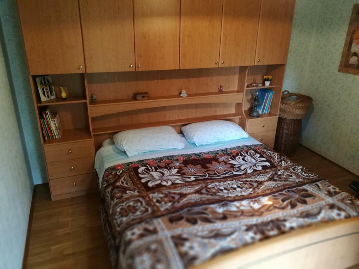Holiday Home Pri Portolanih โคเปร์ ภายนอก รูปภาพ