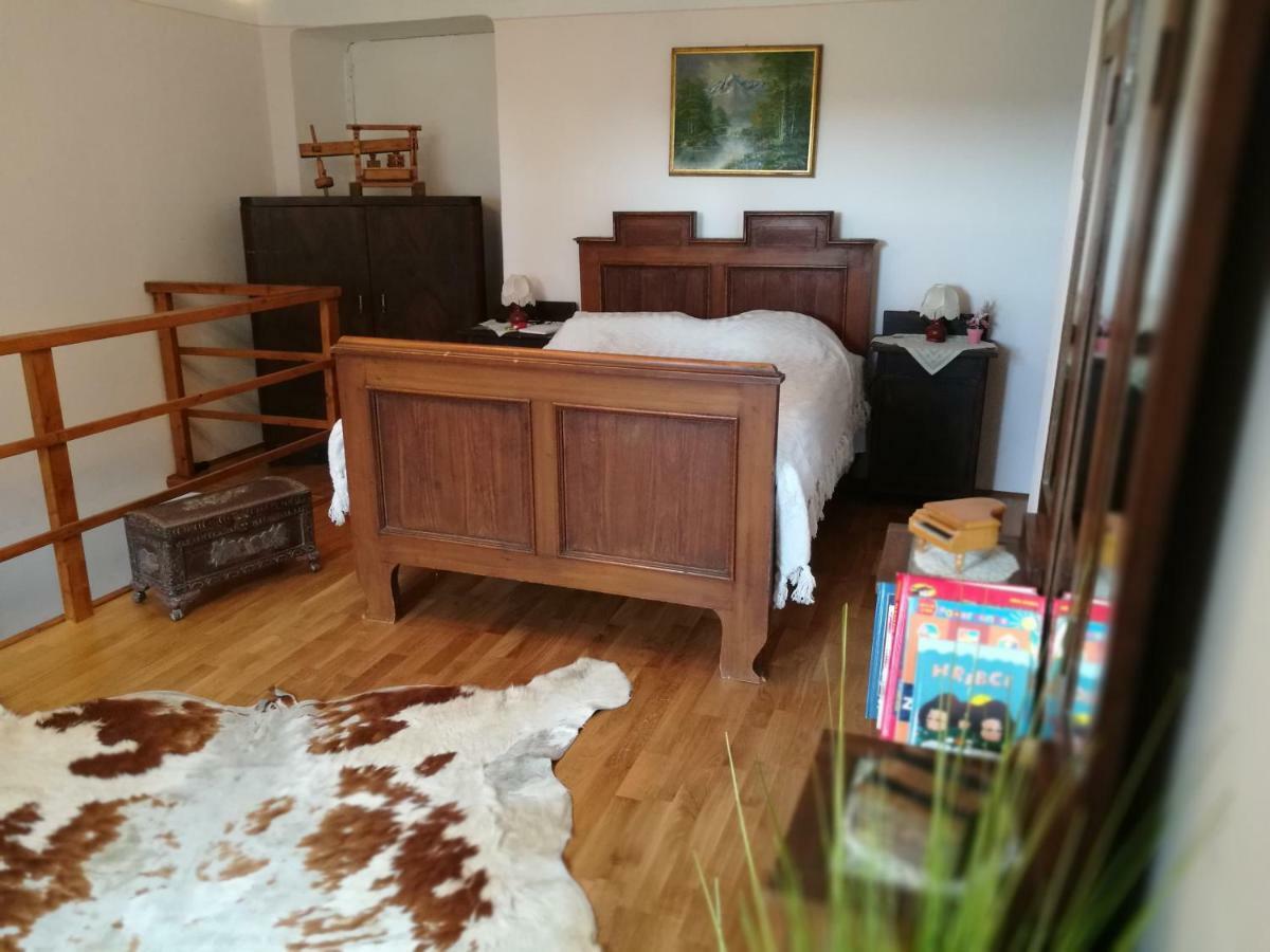 Holiday Home Pri Portolanih โคเปร์ ภายนอก รูปภาพ